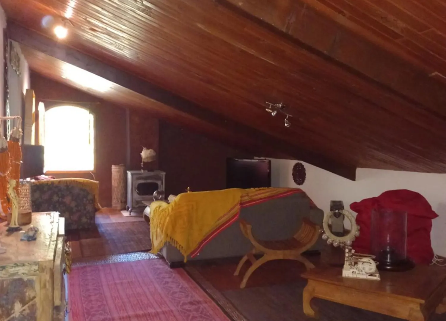 Un Coin D'Asie En Provence Belgentier