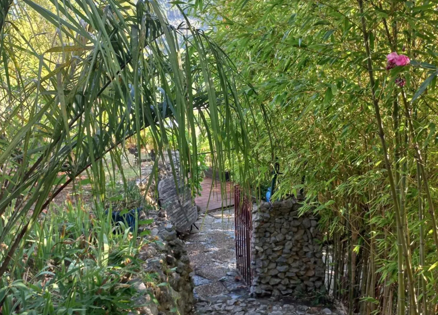 Un Coin D'Asie En Provence Belgentier 0*,  France